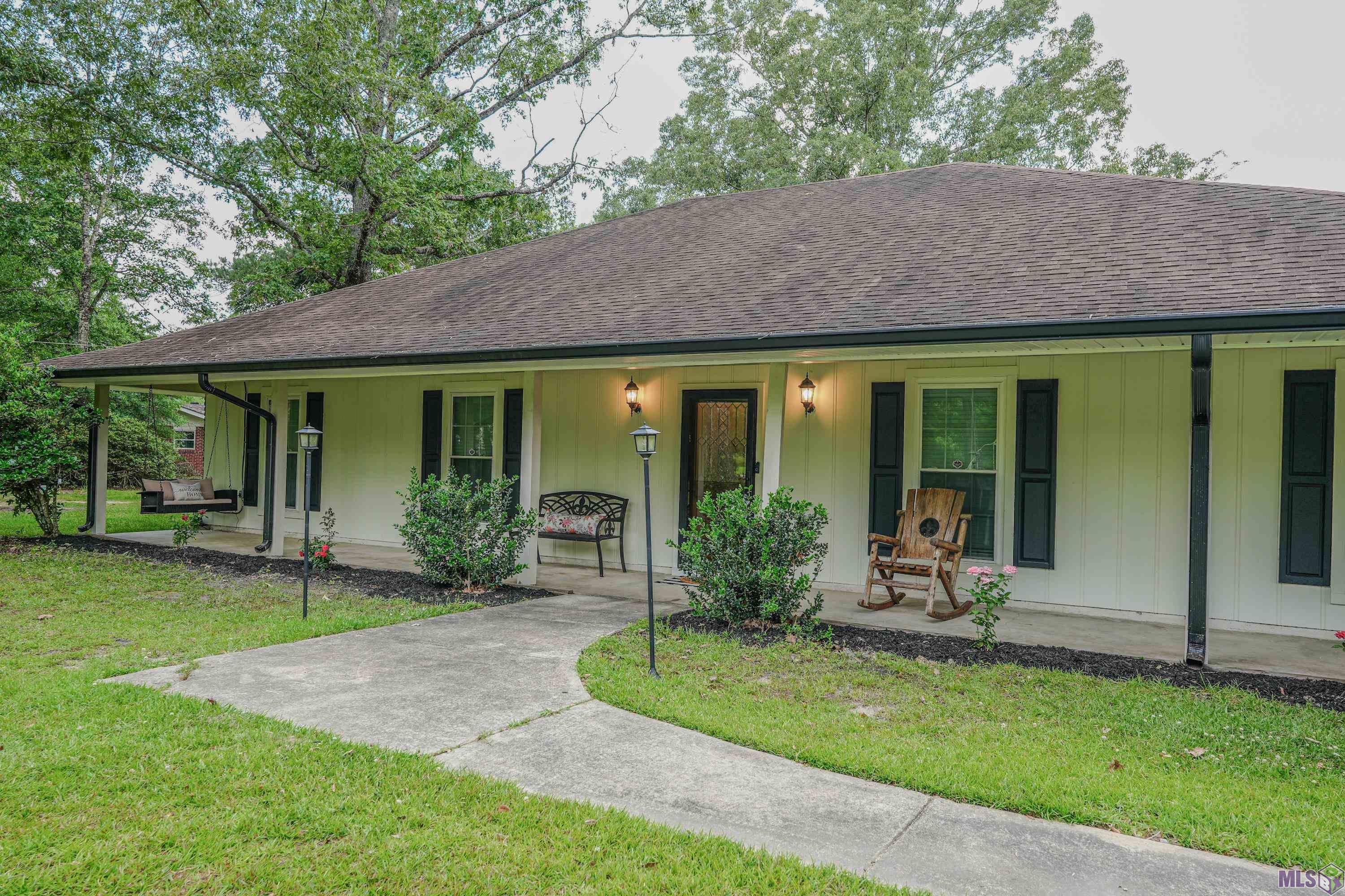 25041 Joe May Road Denham Springs, LA 70726 - Photo 3 of 26
