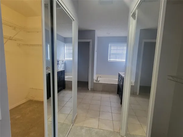 $4,000 | 1505 Harbour Side Drive, Weston, FL 33326