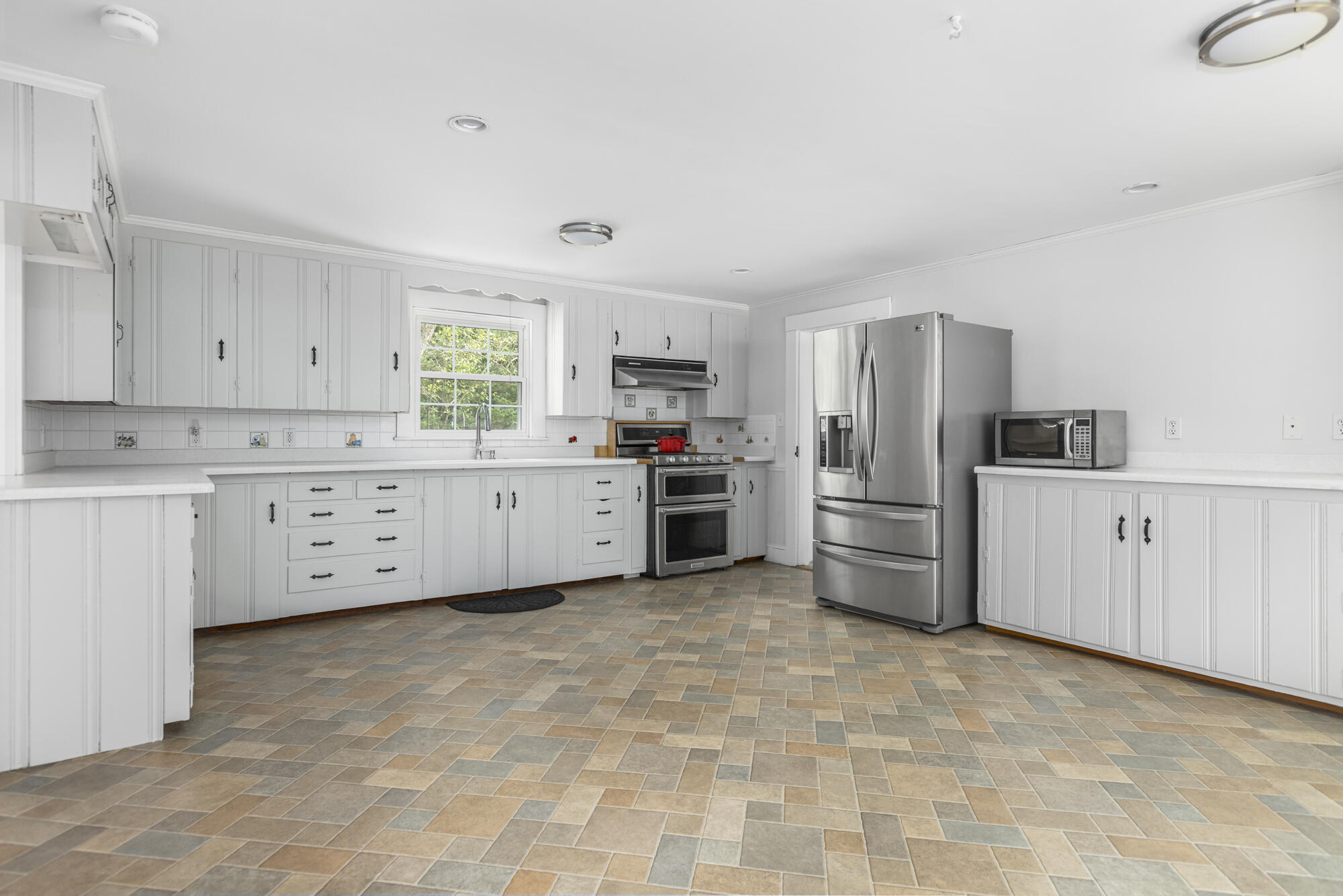 91 Blackstrap Road Falmouth, ME 04105 - Photo 15 of 53 91 Blackstrap Rd._W5_006