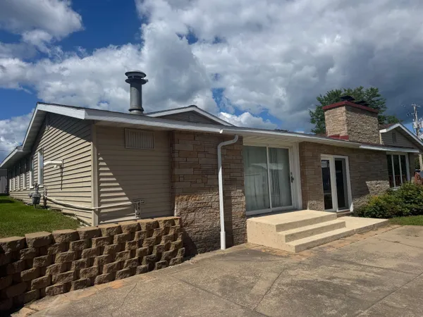 $279,900 | 204 East South Railroad Street, Kendall, WI 54638