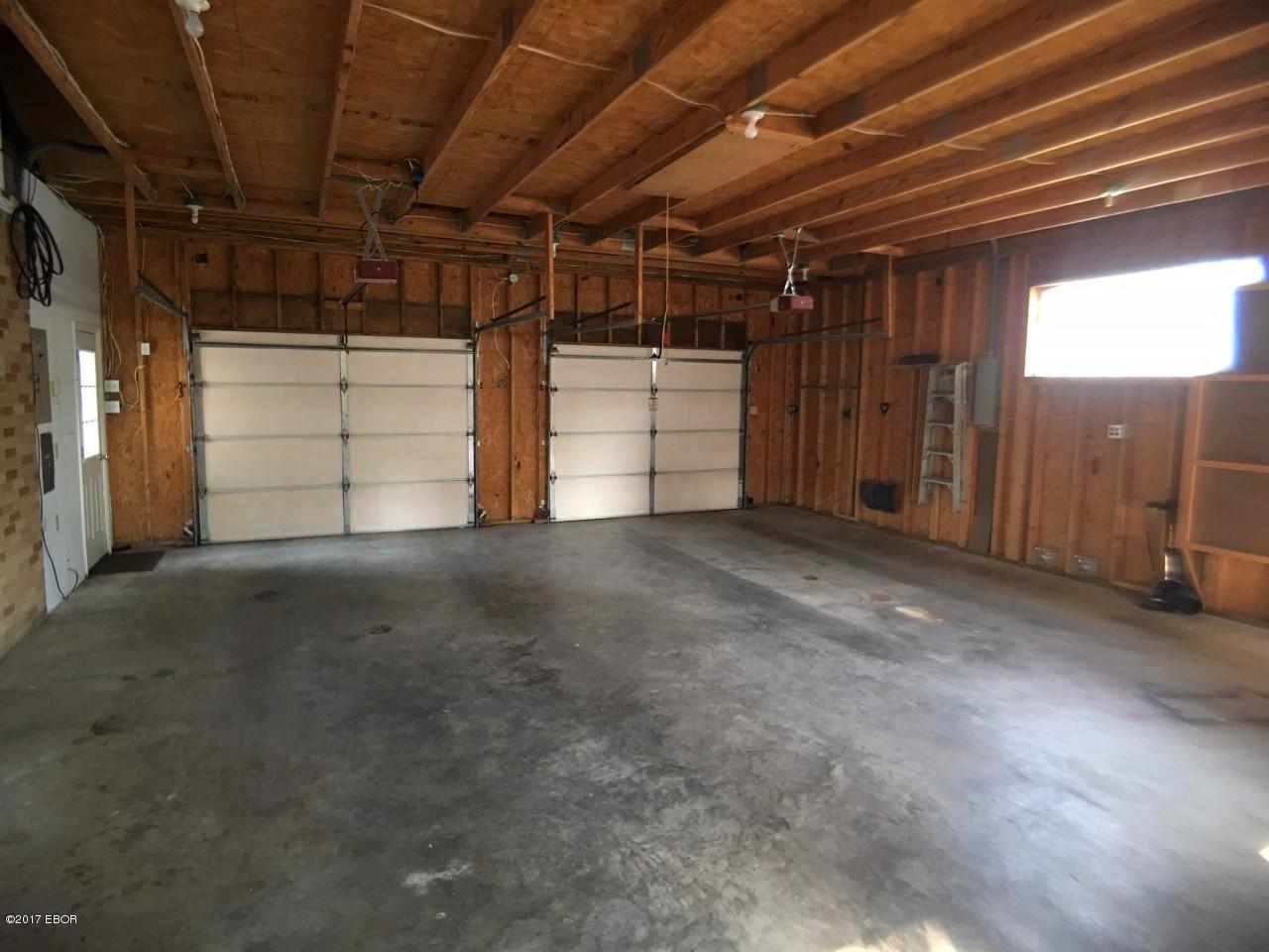 301 East 3rd Street Flora, IL 62839 - Photo 33 of 36 Gallery Image 33