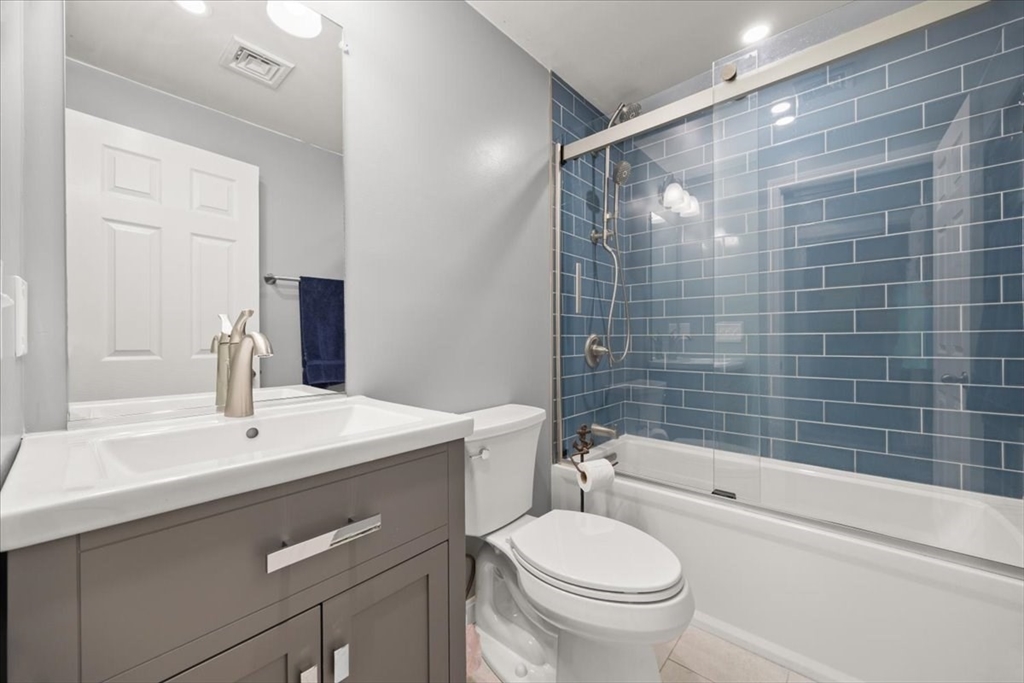 115 Springhill Avenue Bridgewater, MA 02324 - Photo 27 of 33