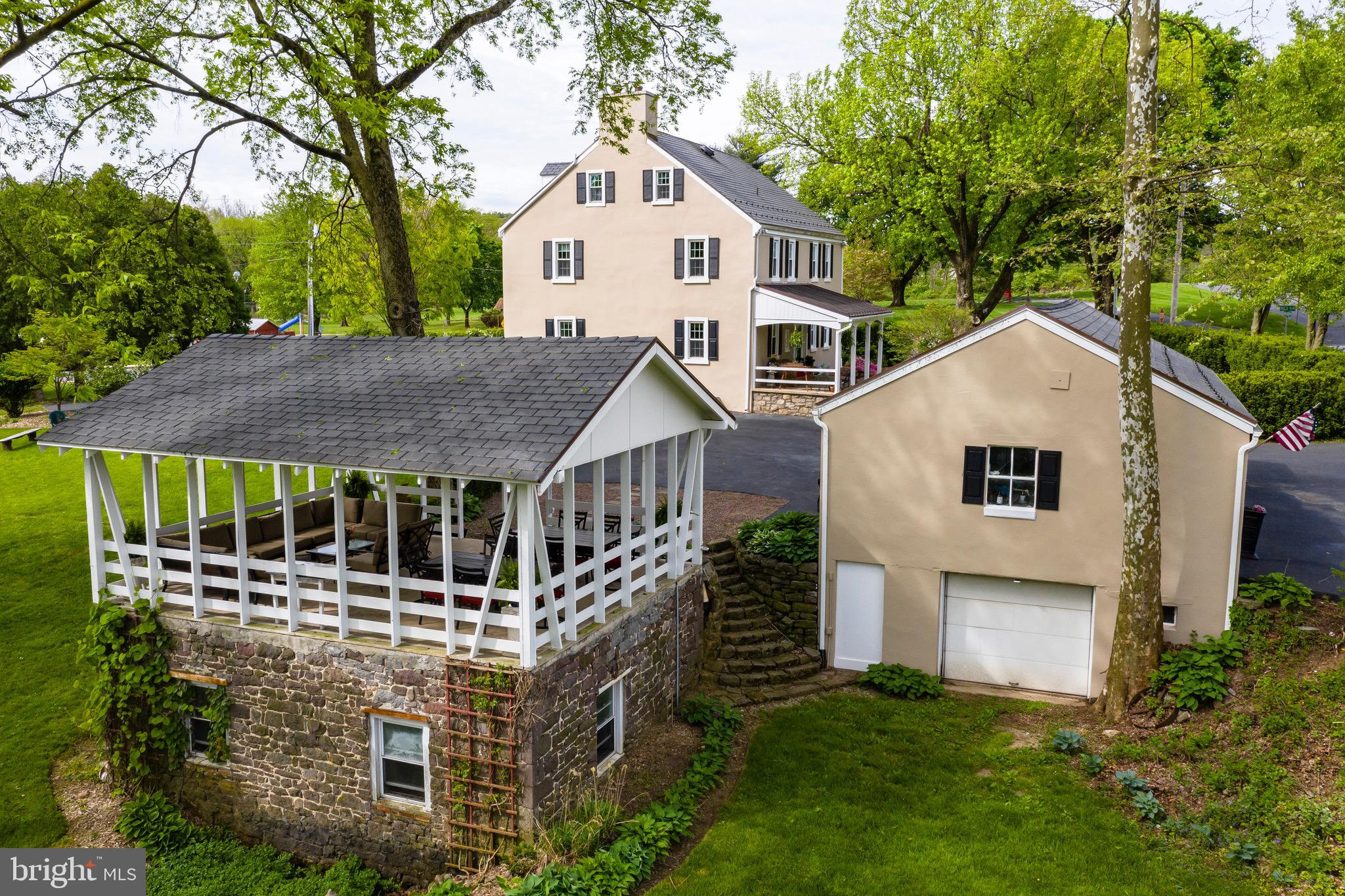711 High Boulevard Reading, PA 19607 - Photo 50 of 60