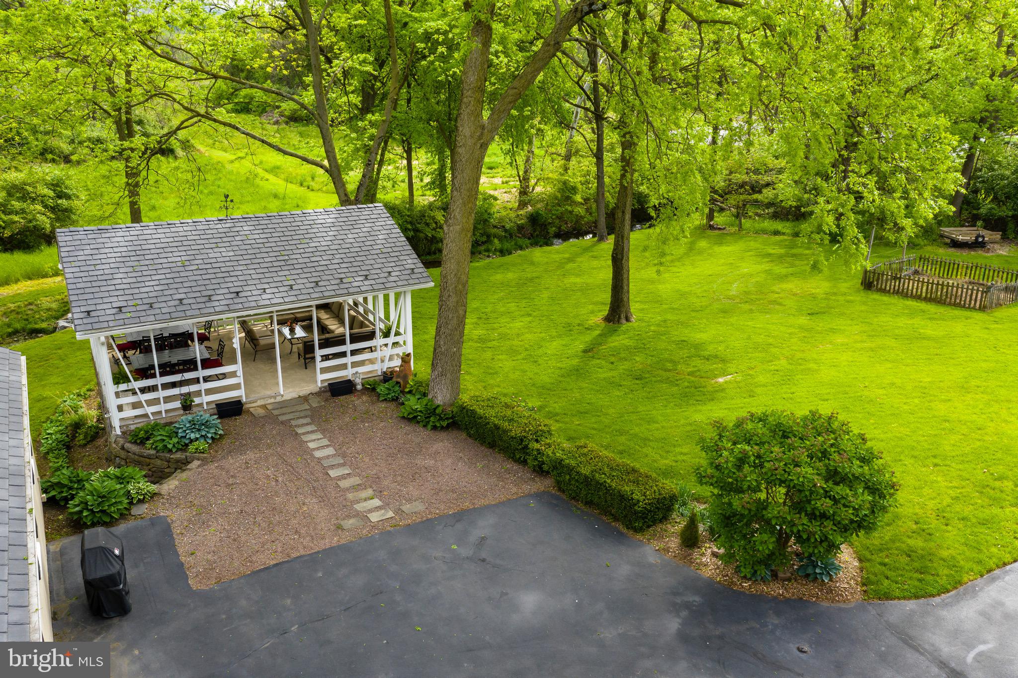 711 High Boulevard Reading, PA 19607 - Photo 57 of 60