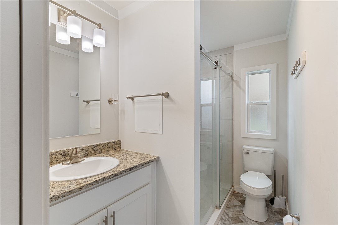 7150 Garner Road, Unit 40 Wolcott, NY 14590 - Photo 15 of 20 Granite counters in the FULL BATH!