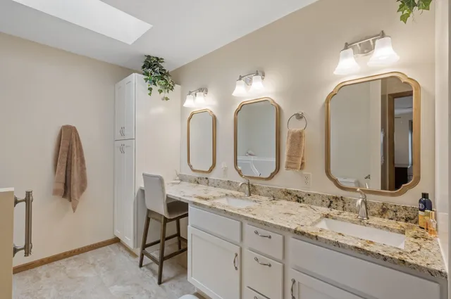 $199,900 | 14575 Burma Avenue West, Unit 306, Rosemount, MN 55068