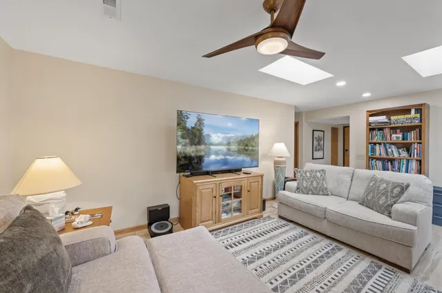 $199,900 | 14575 Burma Avenue West, Unit 306, Rosemount, MN 55068