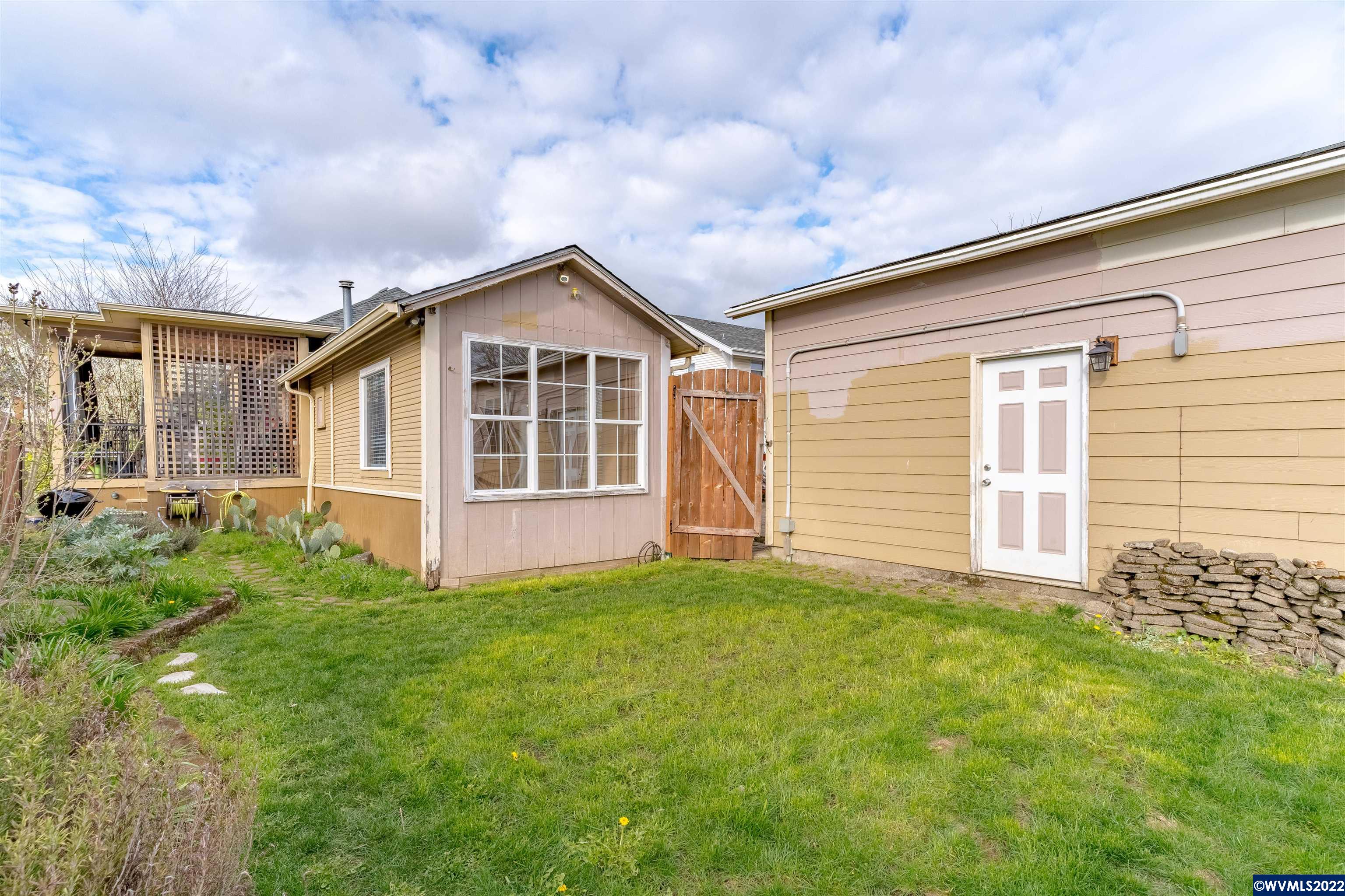 263 Southwest Ash Street Dallas, OR 97338 - Photo 28 of 36 Gallery Image 28