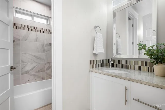 $1,198,000 | 3505 West Barefoot Street, Eagle, ID 83616