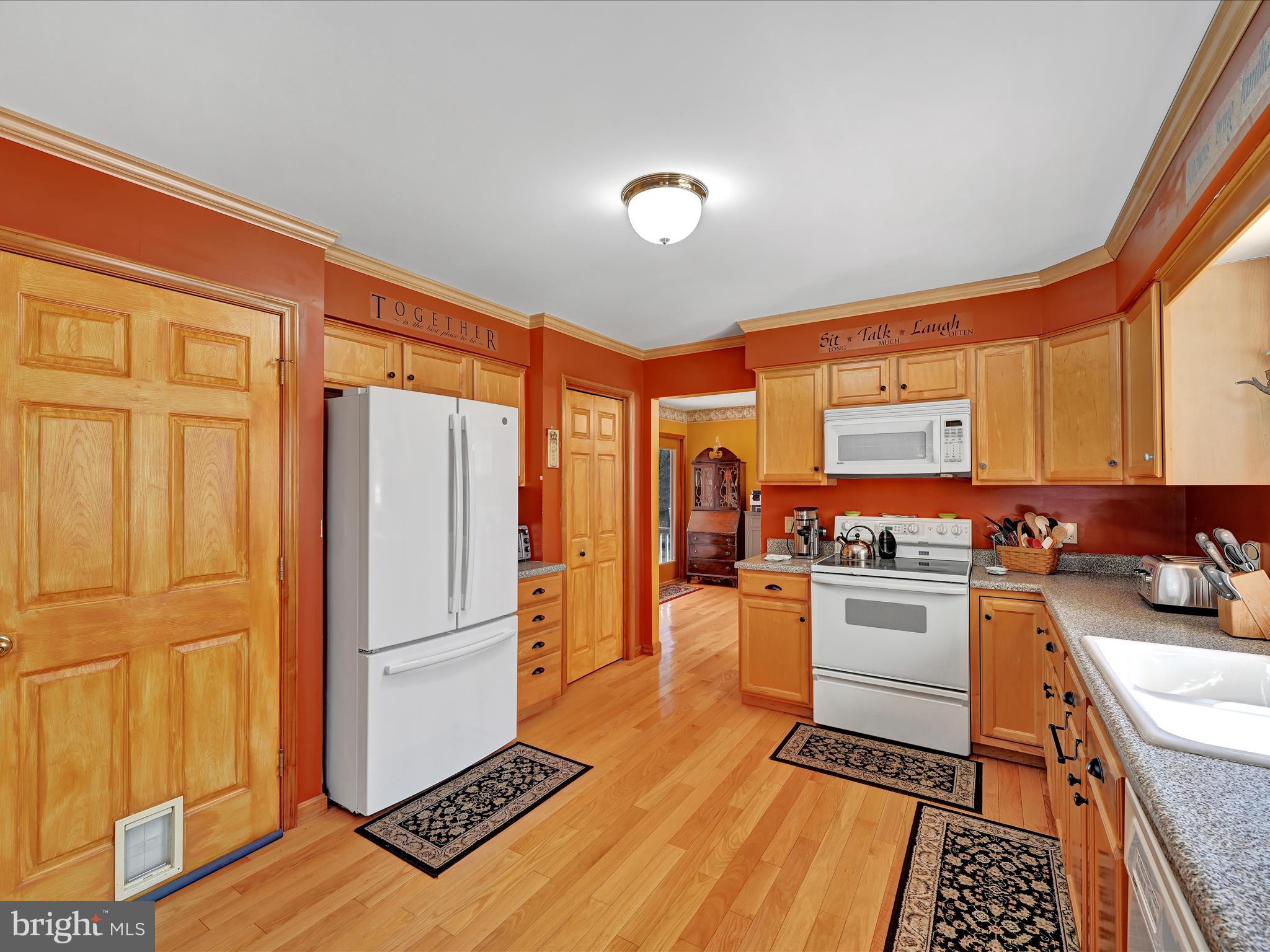 650 Golf Road Tamaqua, PA 18252 - Photo 18 of 48 Kitchen
