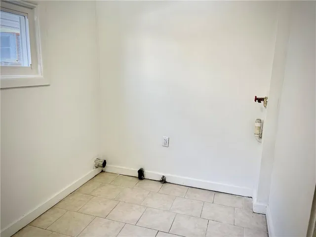 a view of a room with an empty space
