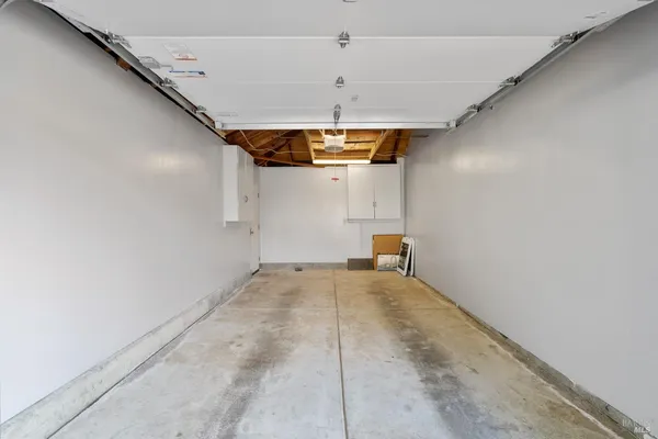 a view of a garage