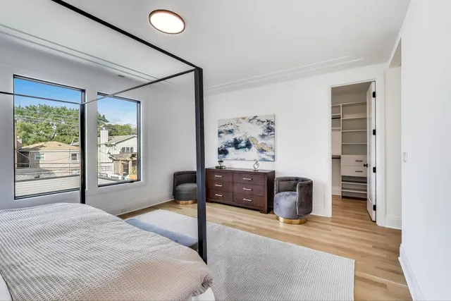 $2,599,000 | 3846 North Bell Avenue, Chicago, IL 60618