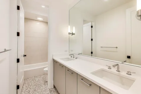 $2,599,000 | 3846 North Bell Avenue, Chicago, IL 60618