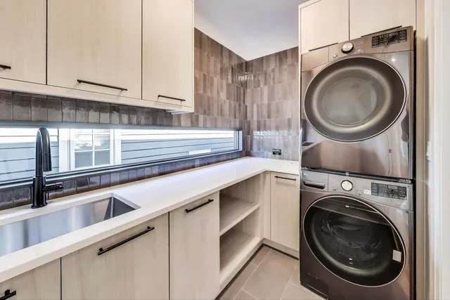 $2,599,000 | 3846 North Bell Avenue, Chicago, IL 60618