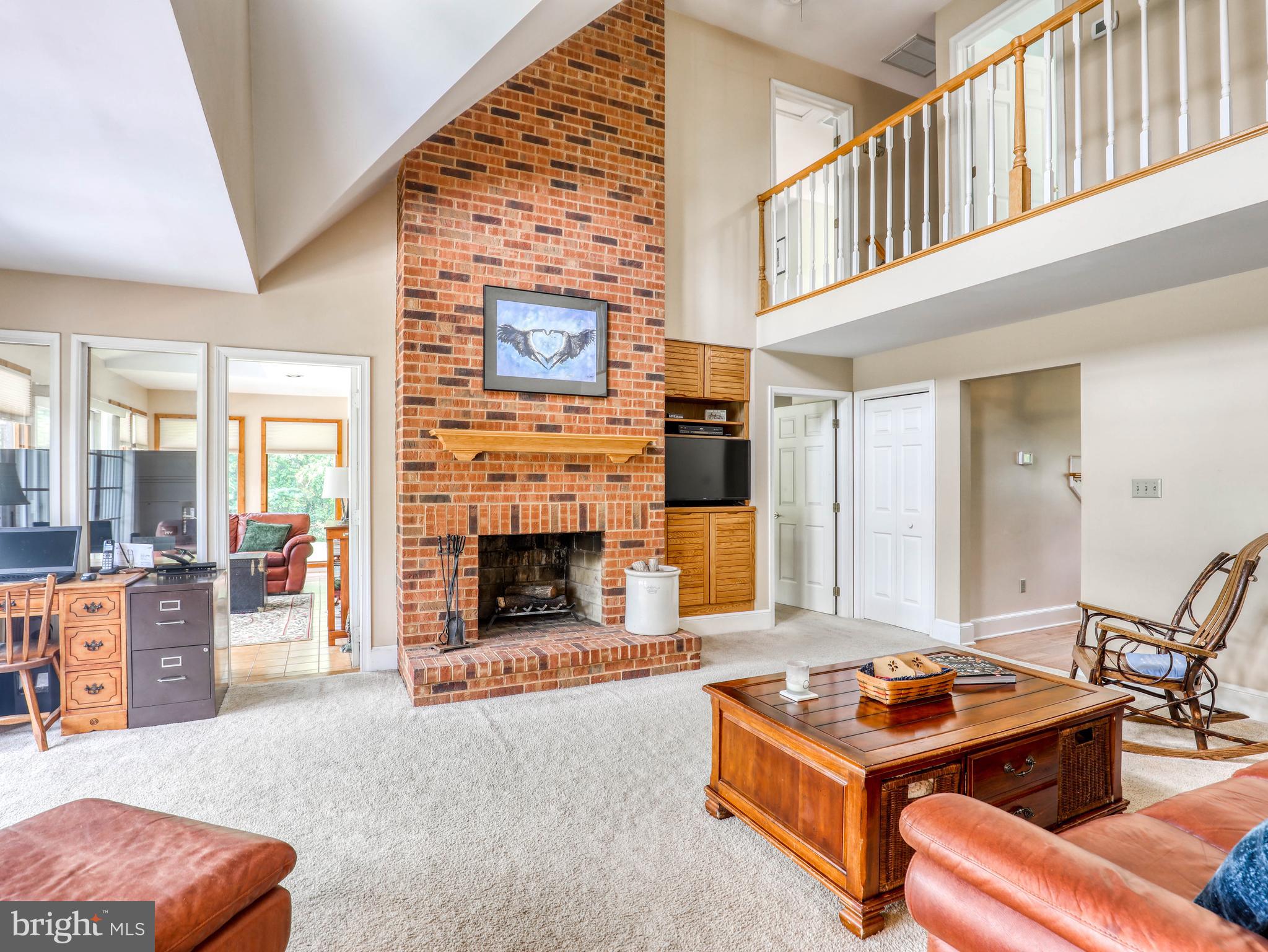 3615 Apple Pie Ridge Road Winchester, VA 22603 - Photo 23 of 47 Awesome open family room