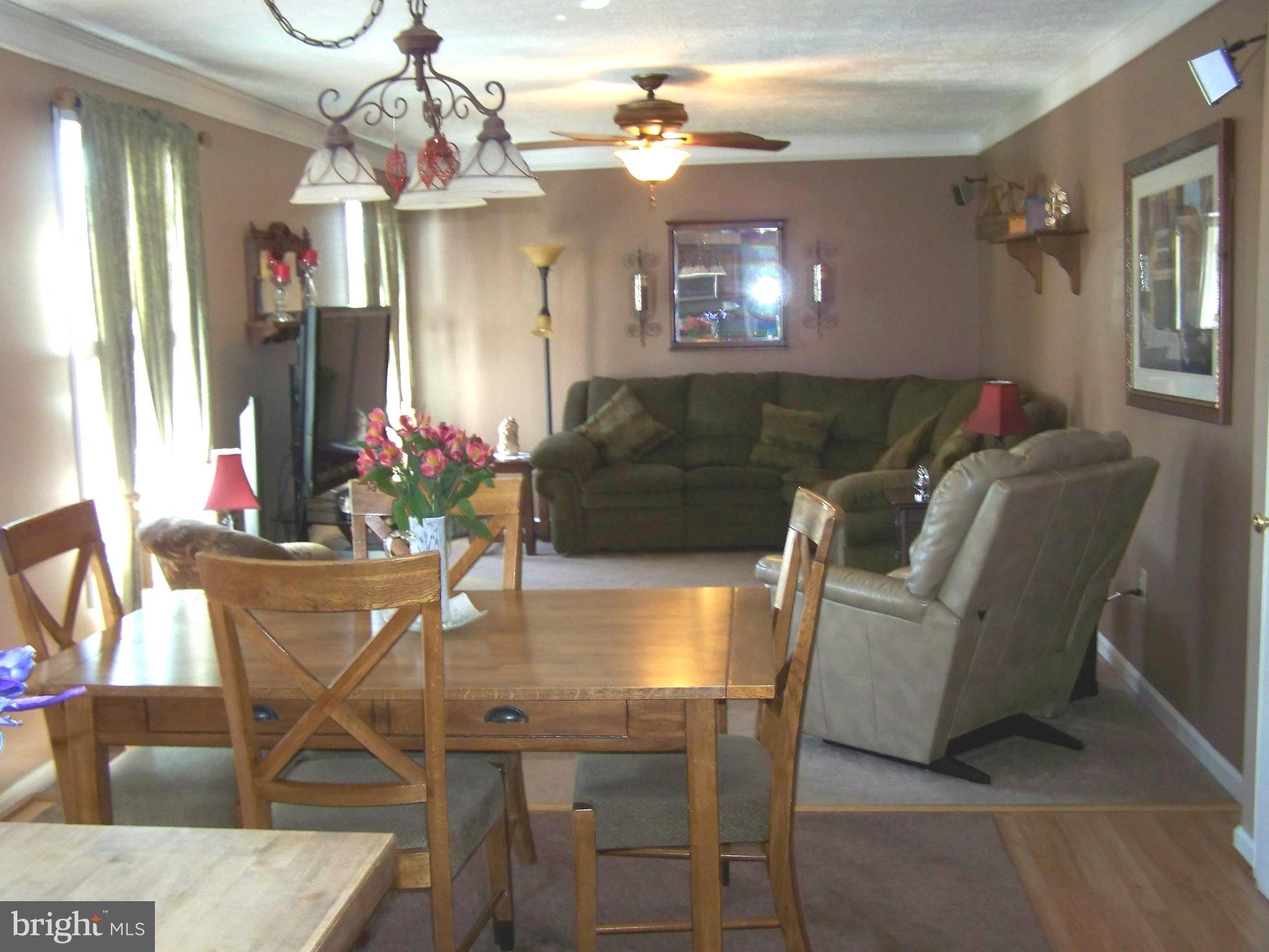 9229 Bretton Reef Road Baltimore, MD 21234 - Photo 11 of 30 Family Room