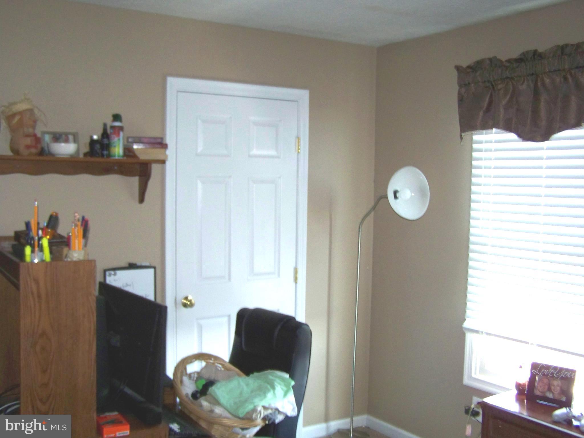 9229 Bretton Reef Road Baltimore, MD 21234 - Photo 22 of 30 Bedroom 3 with walk in closet