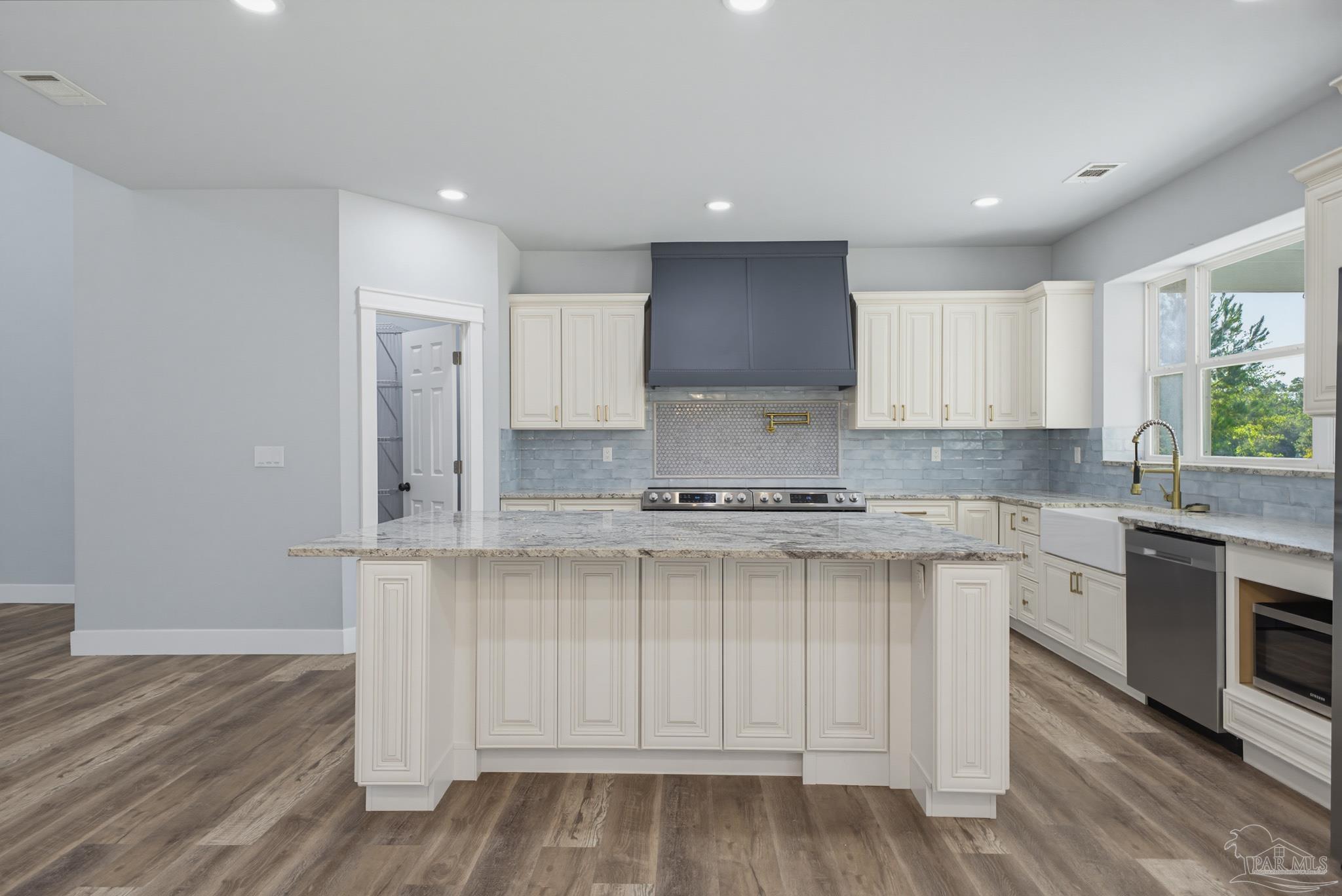 3717 Arbor Ridge Road Pace, FL 32571 - Photo 18 of 71 Gallery Image 18
