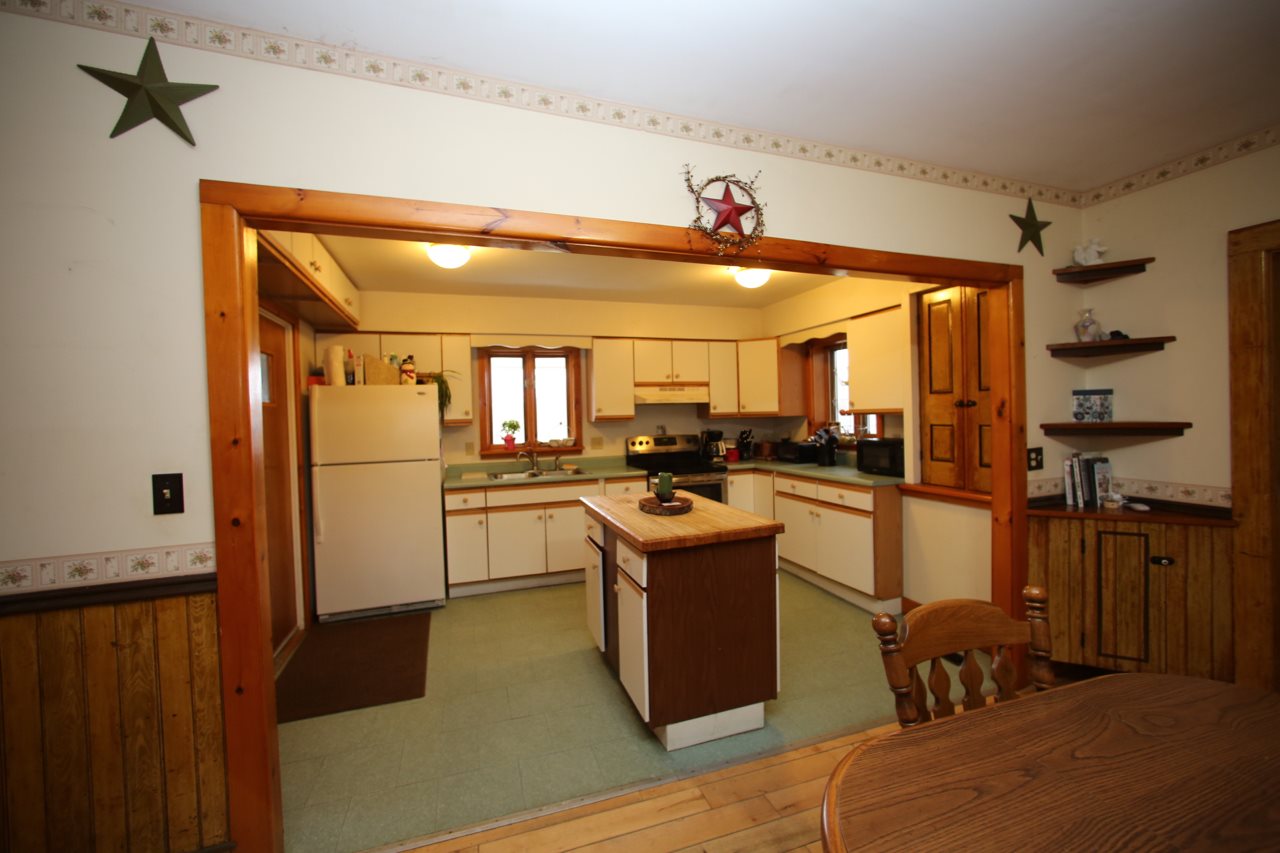 841 Pumpkin Harbor Road Cambridge, VT 05444 - Photo 17 of 40