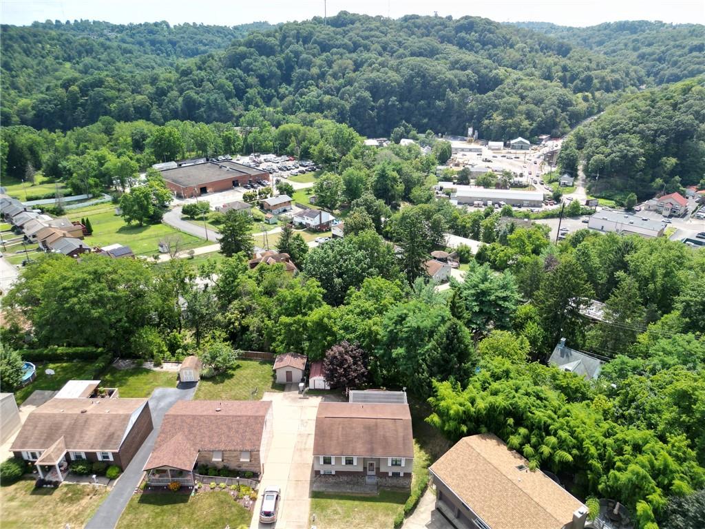 1310 Greenhill Rd Extension Pittsburgh, PA 15209 - Photo 38 of 39 an aerial view of a house with mountain view