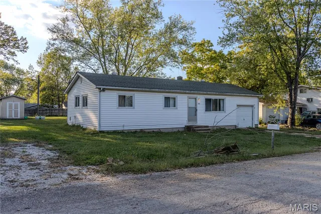 $89,000 | 223 Charles Street, Licking, MO 65542
