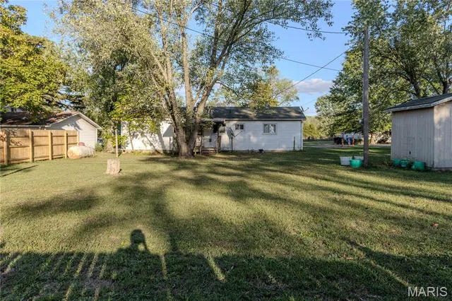 $89,000 | 223 Charles Street, Licking, MO 65542