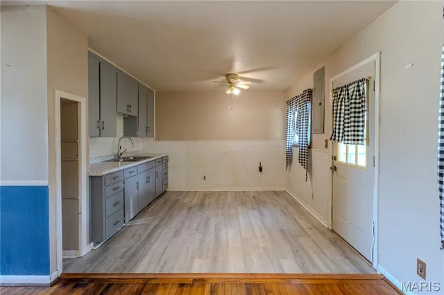 $89,000 | 223 Charles Street, Licking, MO 65542