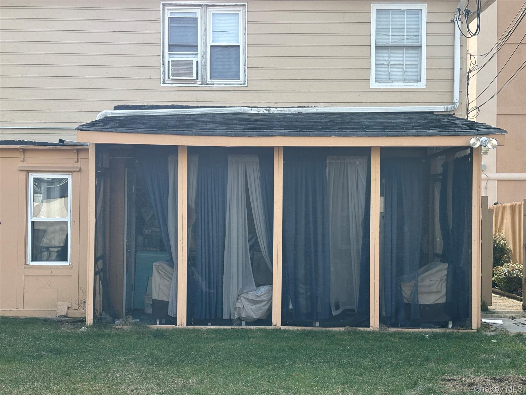 167 West Chester Street Long Beach, NY 11561 - Photo 11 of 14