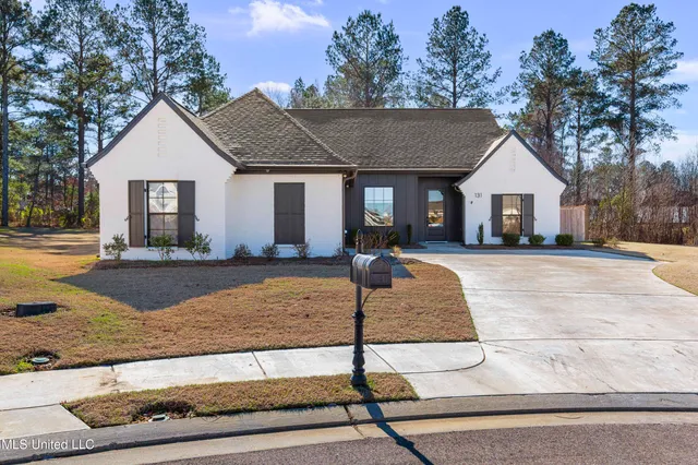 $409,900 | 131 Seymour Drive, Madison, MS 39110
