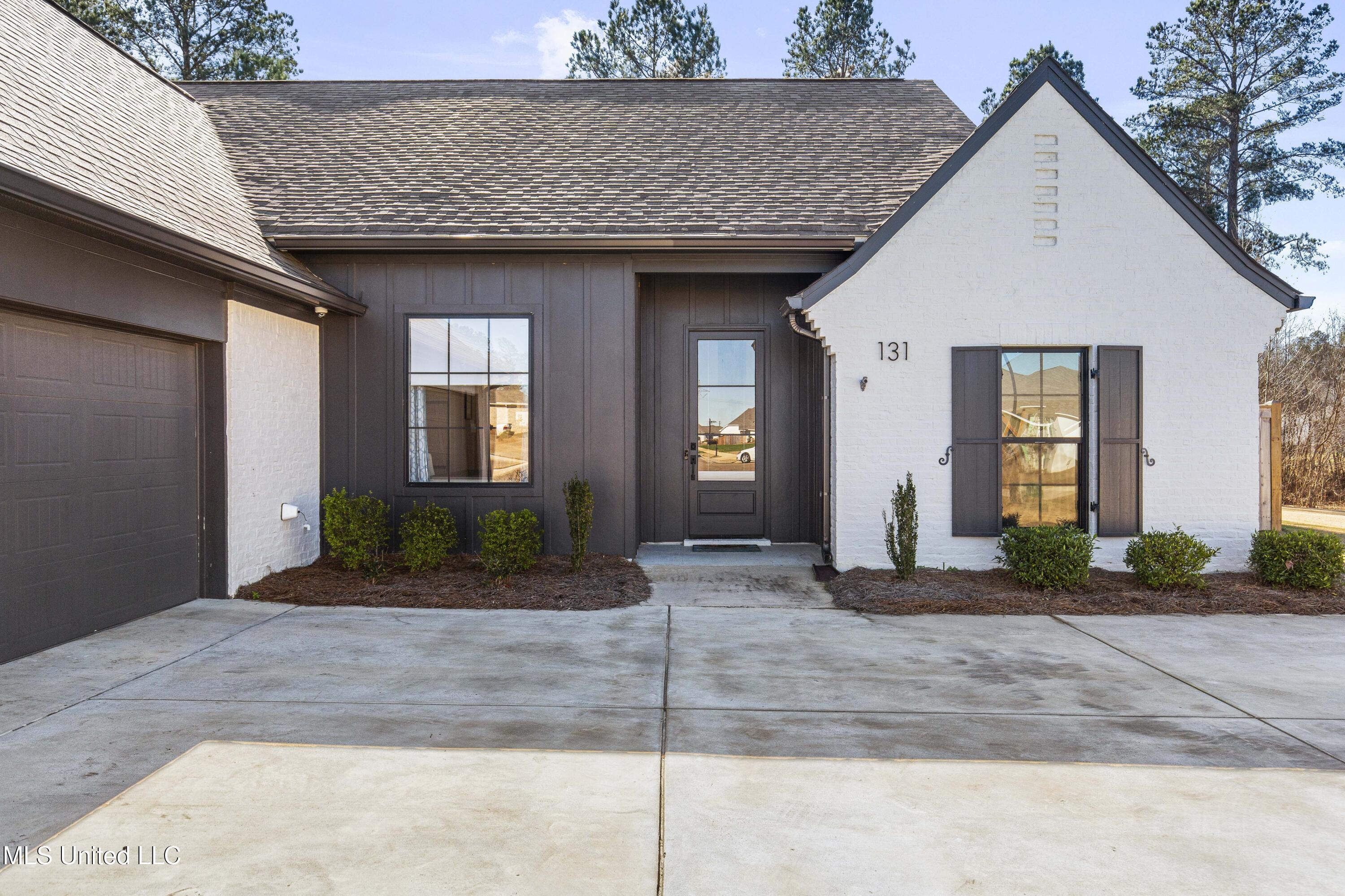 131 Seymour Drive Madison, MS 39110 - Photo 4 of 50 131 Seymour-4