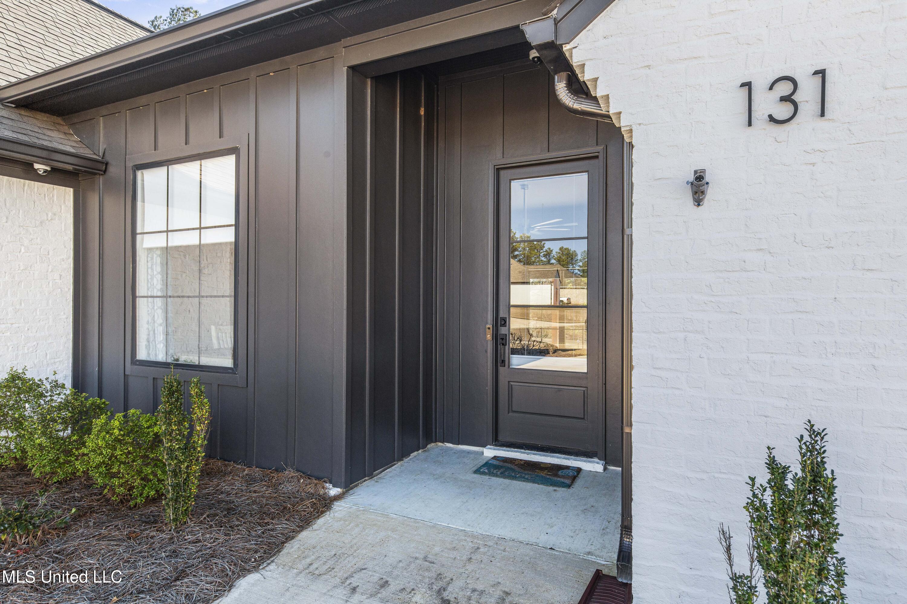 131 Seymour Drive Madison, MS 39110 - Photo 5 of 50 131 Seymour-5