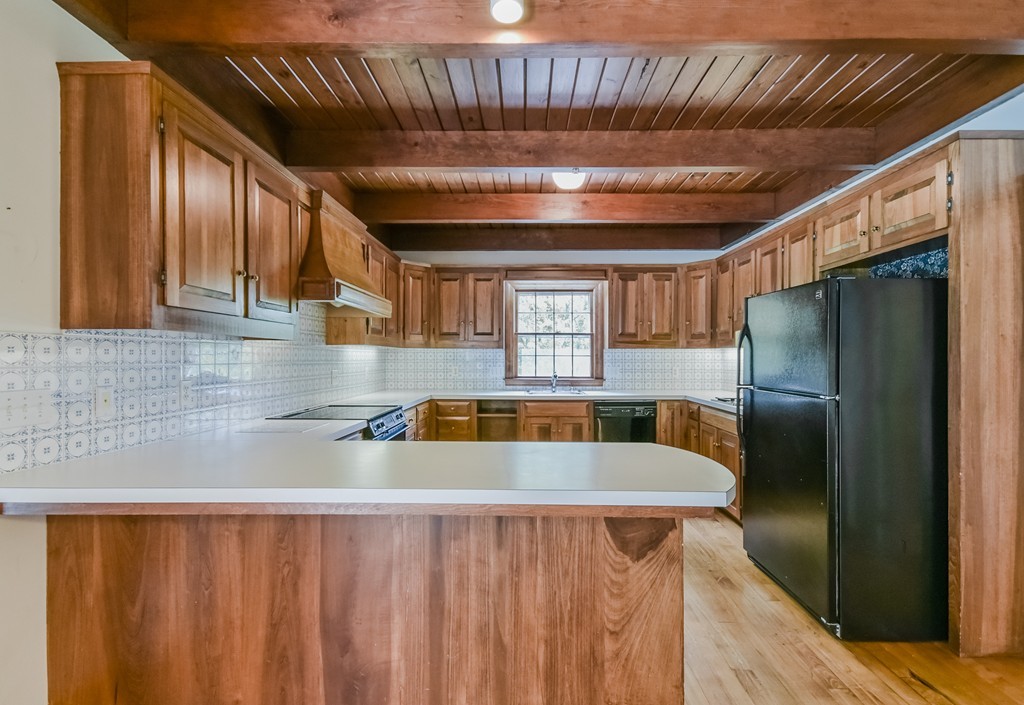1 Concord Road Weston, MA 02493 - Photo 11 of 22 Gallery Image 11