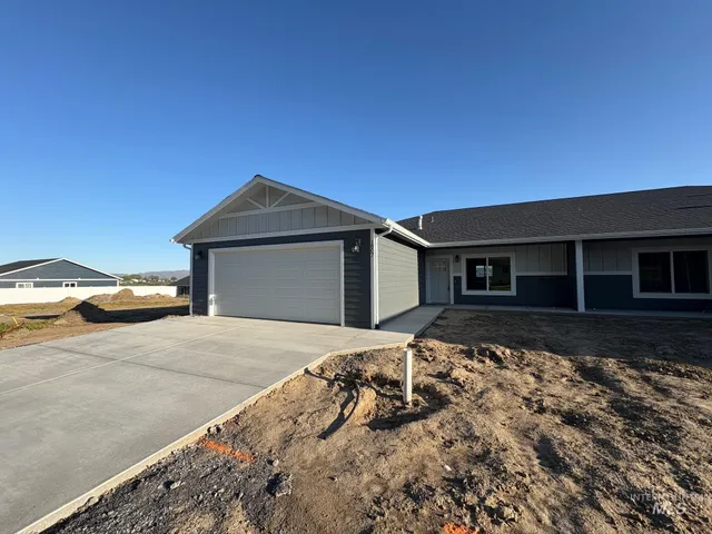 $364,900 | 1811 Airway Avenue, Lewiston, ID 83501