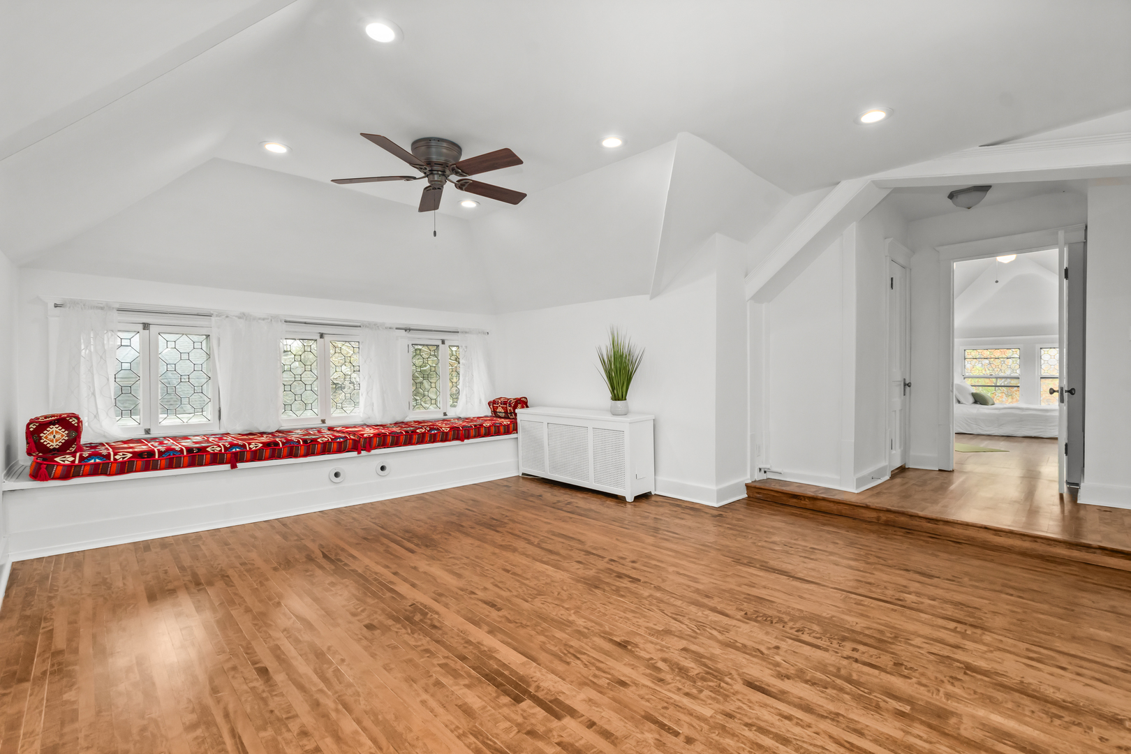 714 Sheridan Road Evanston, IL 60202 - Photo 31 of 45 Gallery Image 31