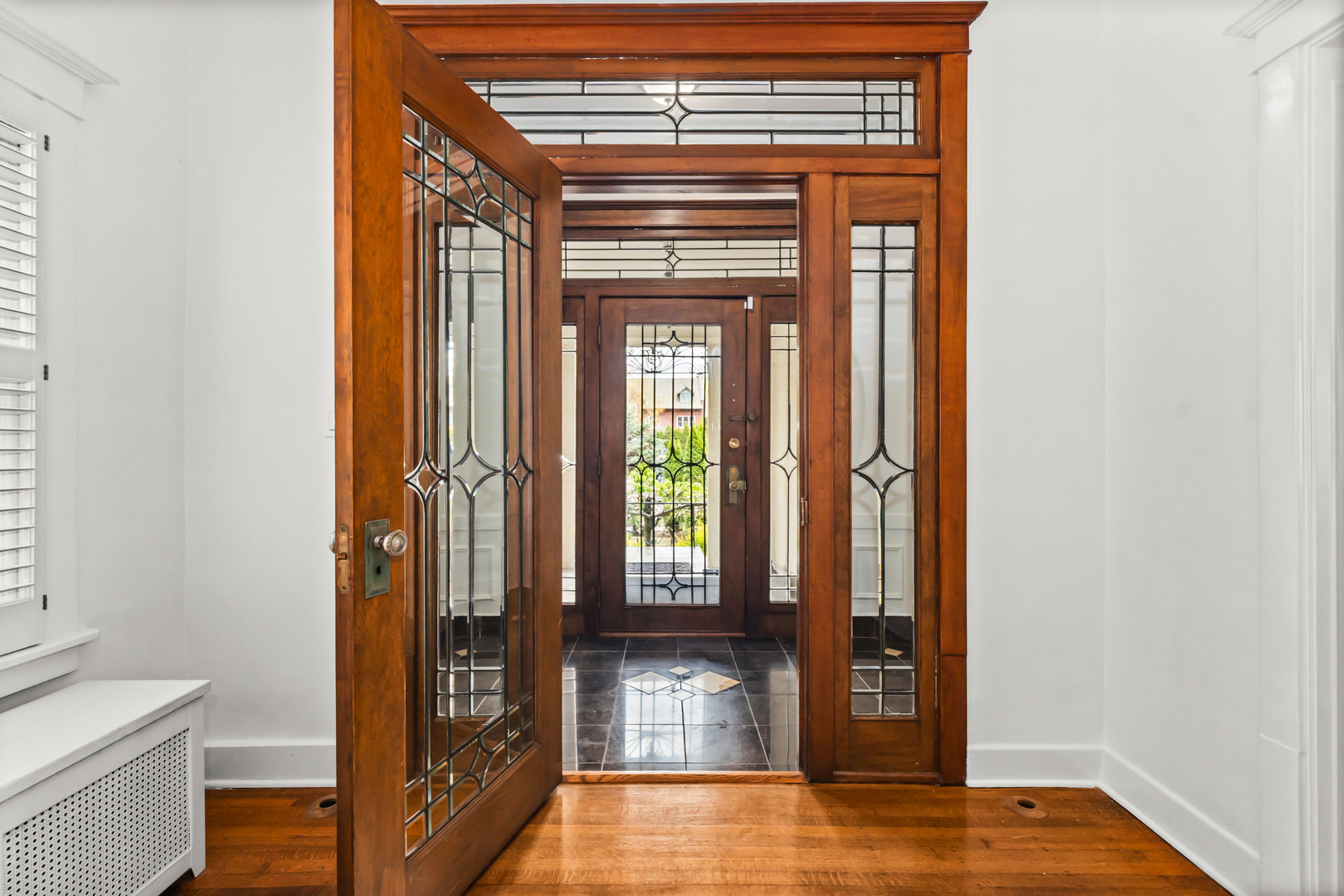 714 Sheridan Road Evanston, IL 60202 - Photo 4 of 45 Gallery Image 4