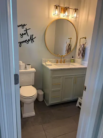 $875,000 | 32 Westmoreland Lane, Naperville, IL 60540