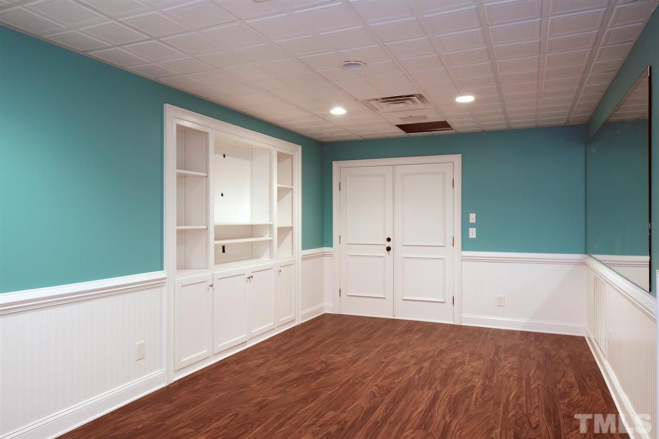 1008 Oak Creek Road Raleigh, NC 27615 - Photo 19 of 24