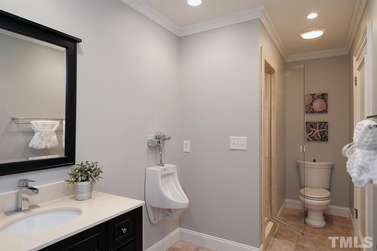 1008 Oak Creek Road Raleigh, NC 27615 - Photo 20 of 24
