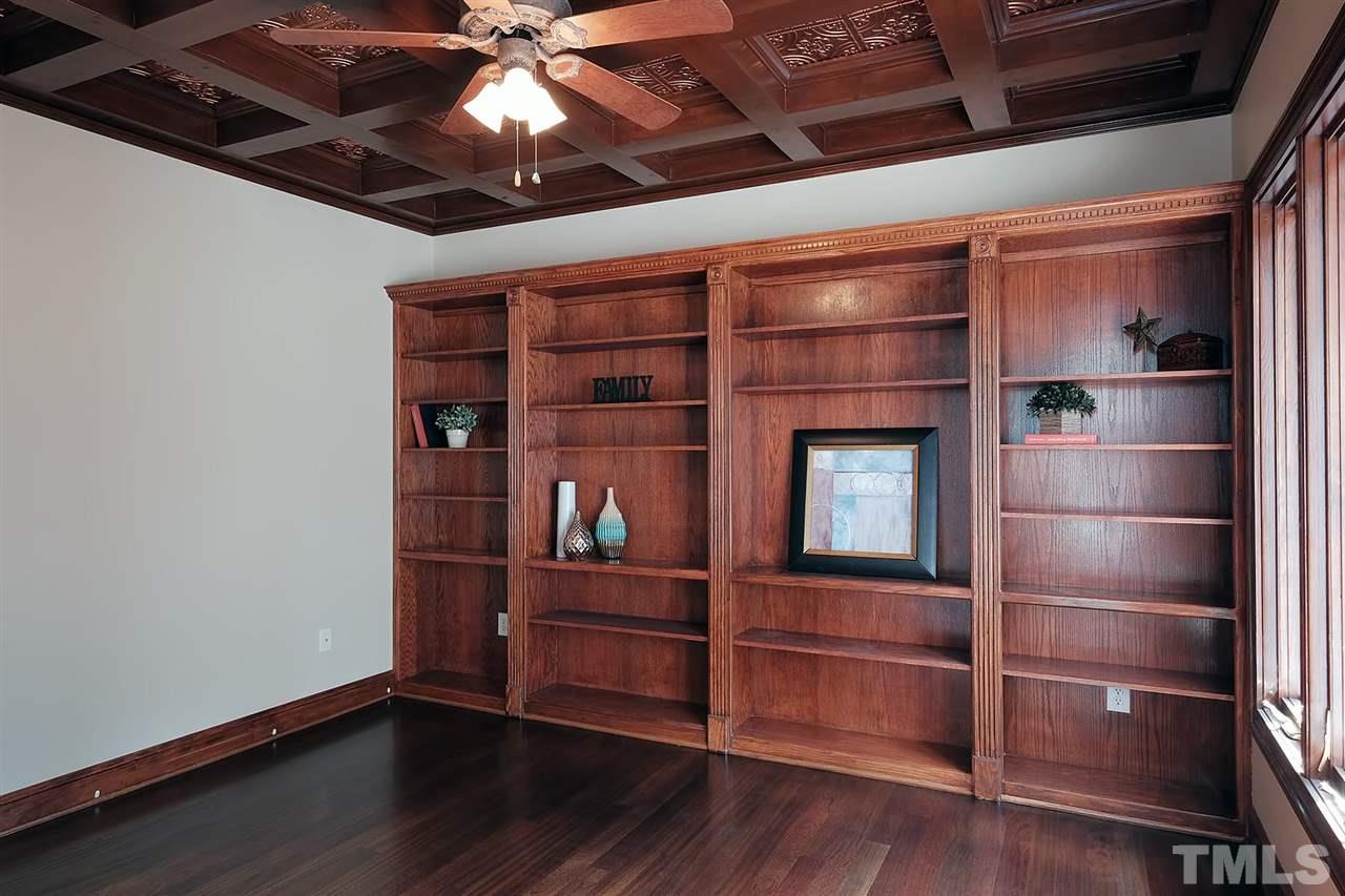 1008 Oak Creek Road Raleigh, NC 27615 - Photo 10 of 24