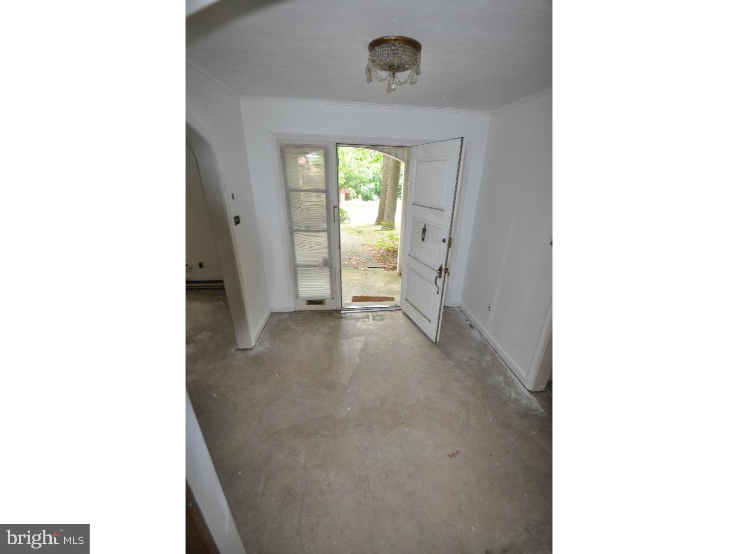1801 Alsace Road Reading, PA 19604 - Photo 2 of 18 Gallery Image 2