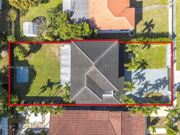 $1,039,000 | 66 Northwest 73rd Place, Miami, FL 33126