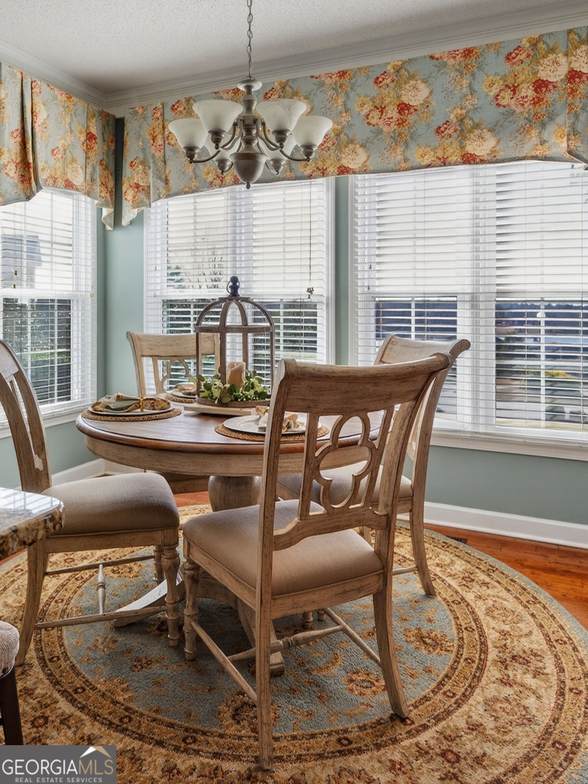 312 Pinnacle Park Macon, GA 31220 - Photo 19 of 63 a dining room with furniture and window