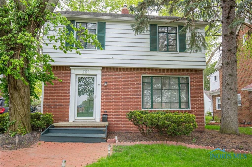 2437 Cheltenham Road Toledo, OH 43606 - Photo 1 of 18 Gallery Image 1