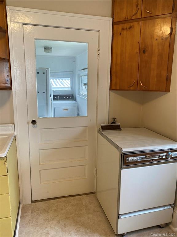 340 Bee Tree Road, Unit 203 Swannanoa, NC 28778 - Photo 12 of 31 Gallery Image 12