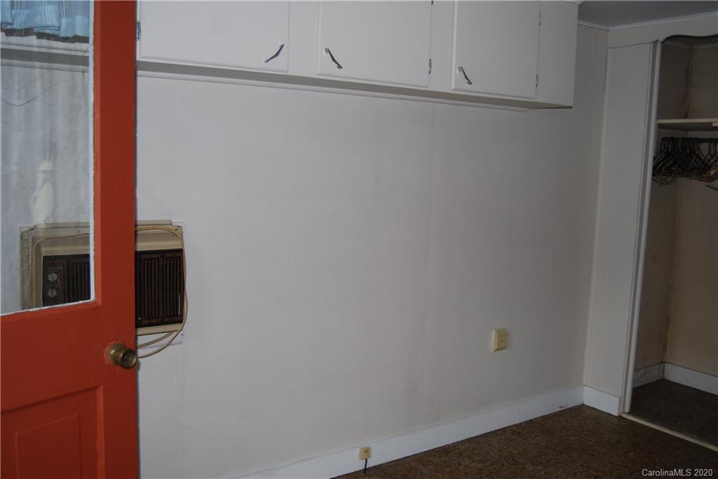 340 Bee Tree Road, Unit 203 Swannanoa, NC 28778 - Photo 22 of 31 Gallery Image 22