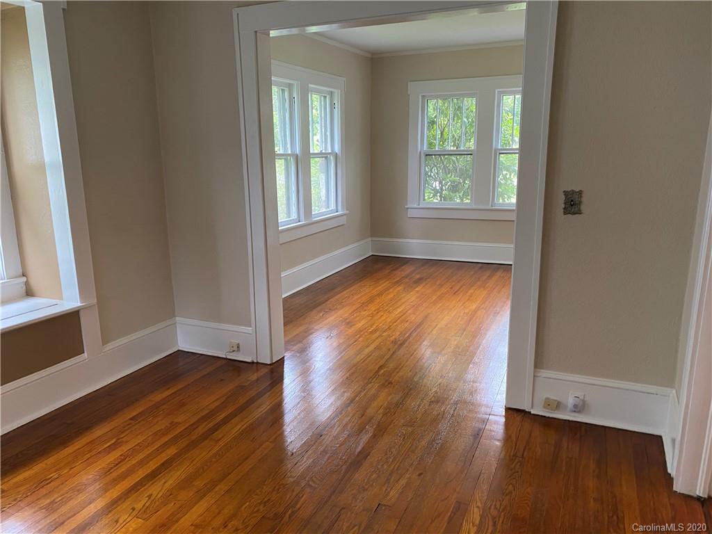 340 Bee Tree Road, Unit 203 Swannanoa, NC 28778 - Photo 5 of 31 Gallery Image 5
