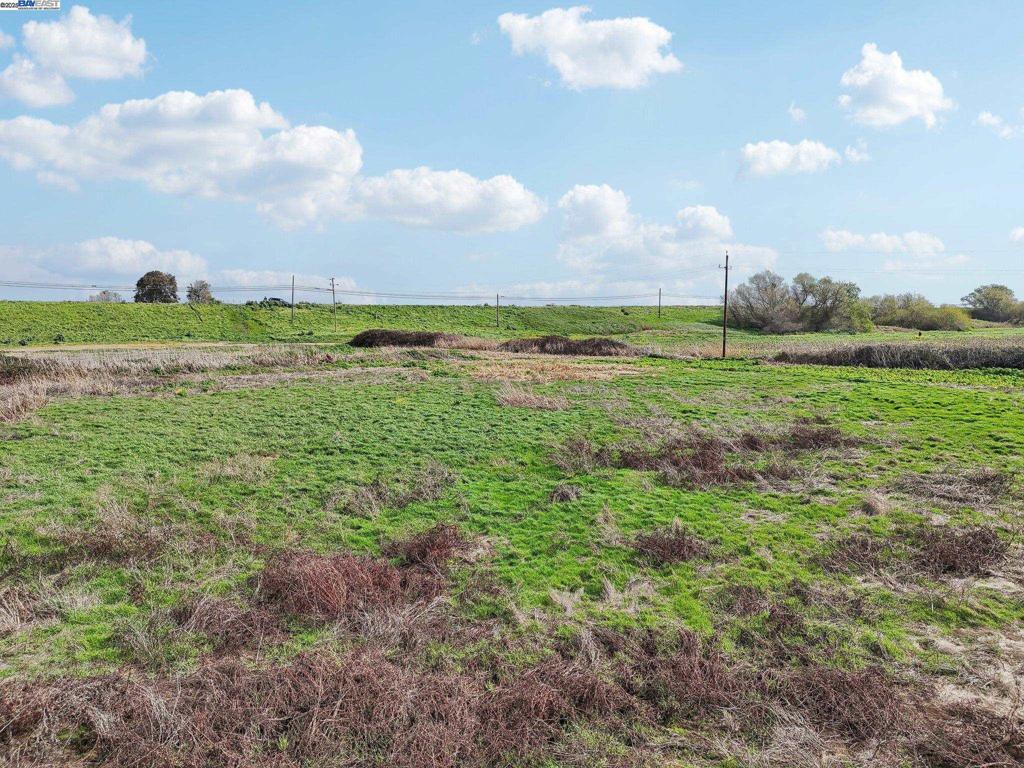 -00 Brannan Isle Road Isleton, CA 95641 - Photo 10 of 19 a view of an outdoor space and a yard