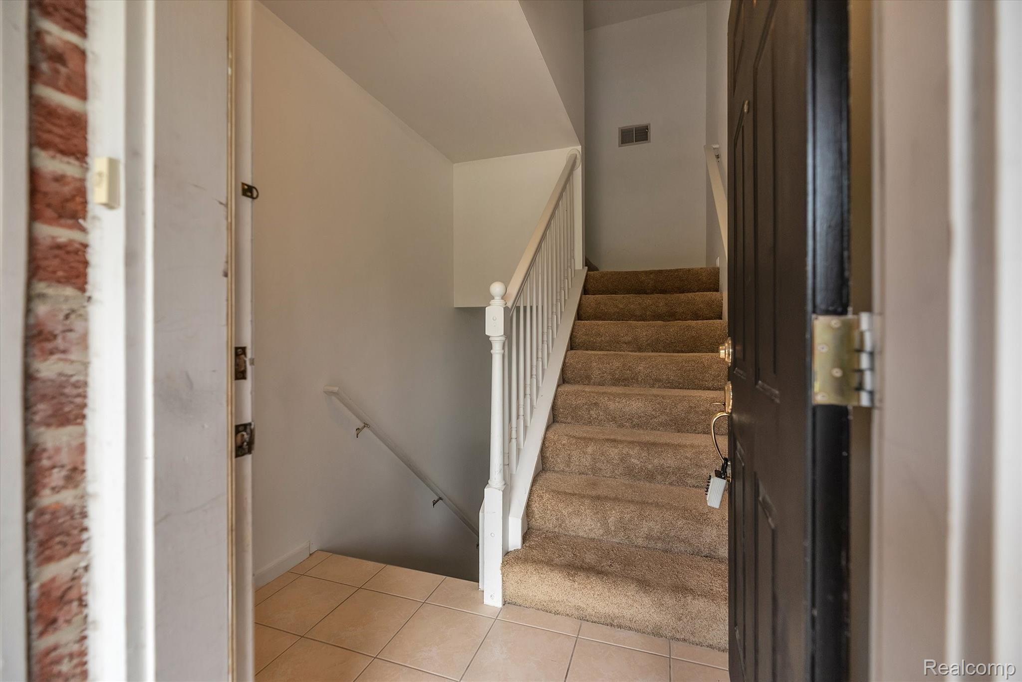 16810 Farmington Road Livonia, MI 48154 - Photo 7 of 41 08-16810-Farmington-Rd-WindowStill-Real-Estate-Photography-8.jpg