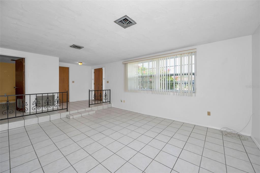 6136 11th Avenue New Port Richey, FL 34653 - Photo 9 of 39 Gallery Image 9